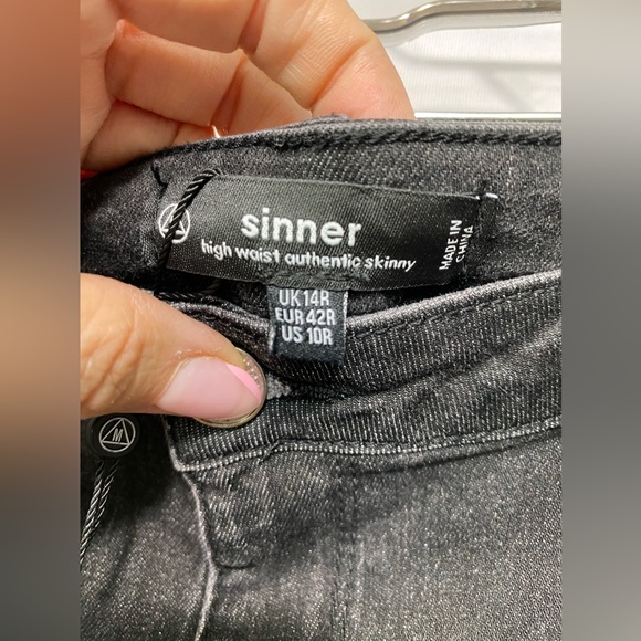 NWT-Misguided-Black High Waisted Clean Skinny Jean 10 - Picture 4 of 6